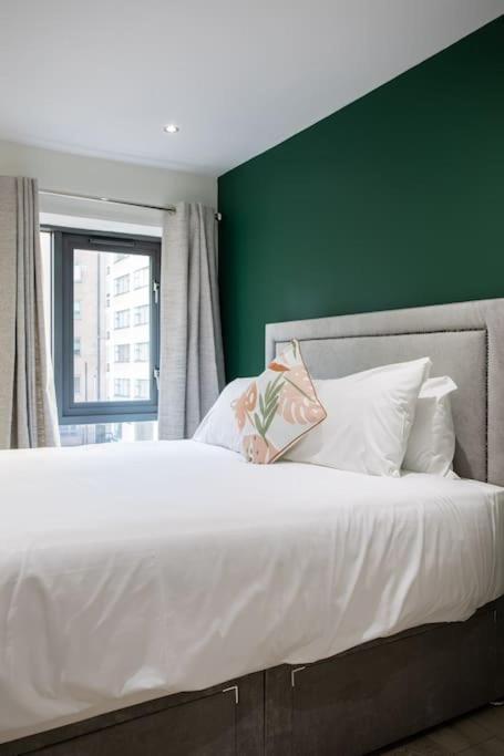 Luxury, Sleeps 6, City Centre Белфаст Экстерьер фото